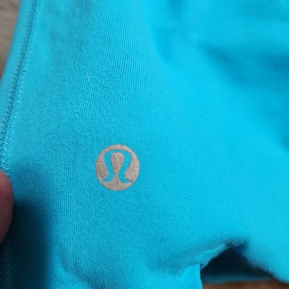 Lululemon - Picture 10 of 15